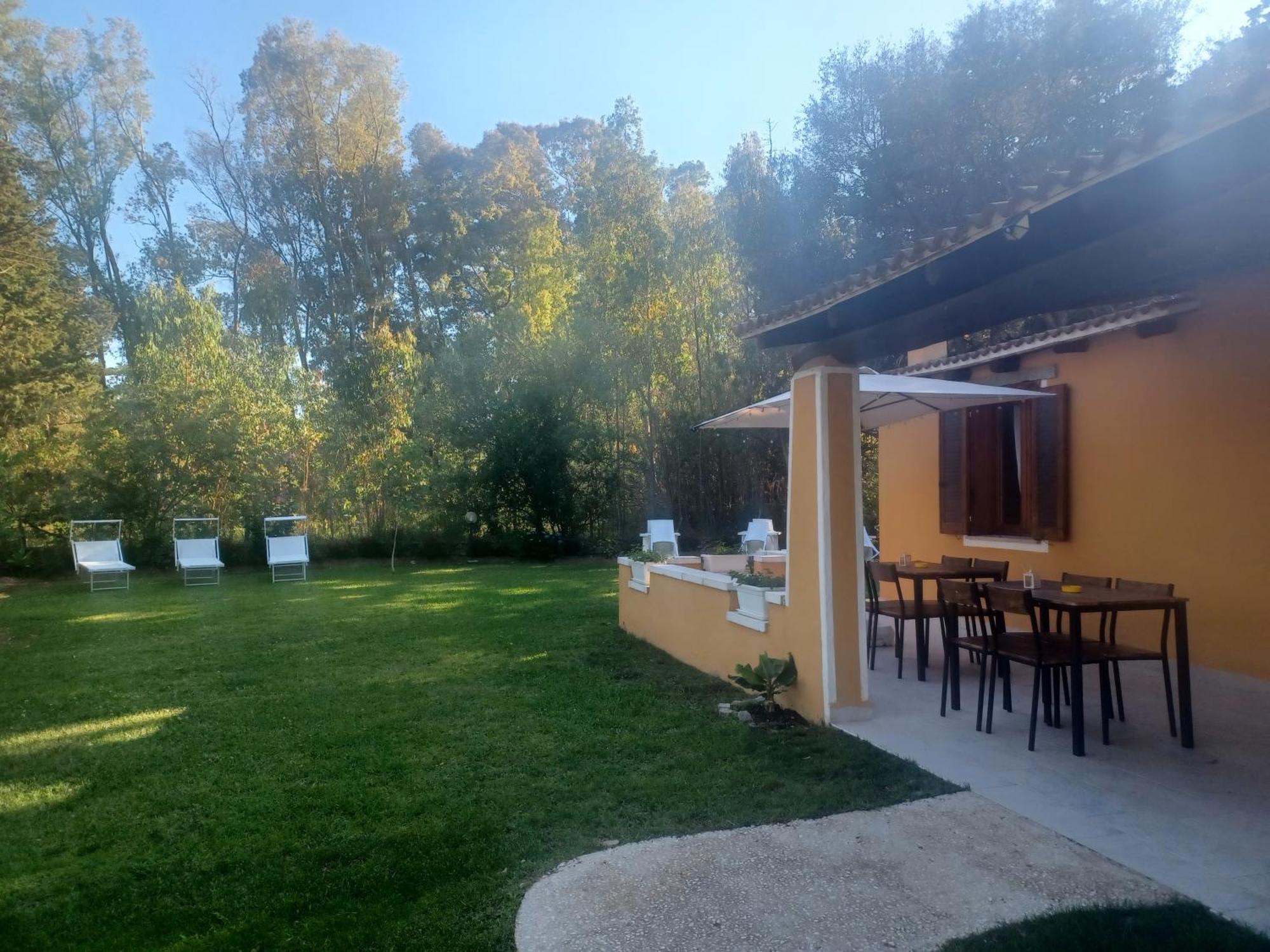 B&B Helios Il Tuo Relax In Sardegna San Teodoro  Exterior photo