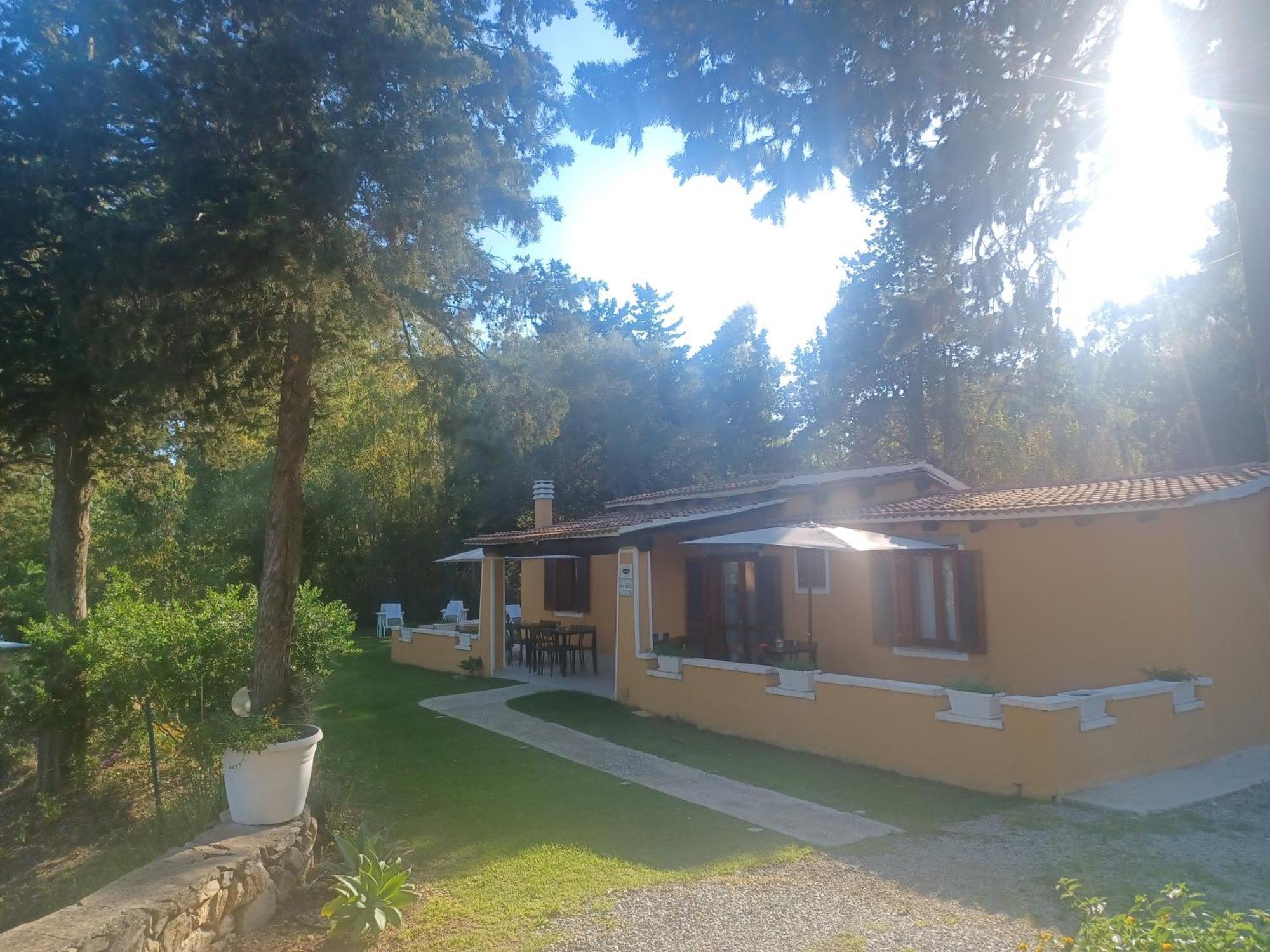 B&B Helios Il Tuo Relax In Sardegna San Teodoro  Exterior photo